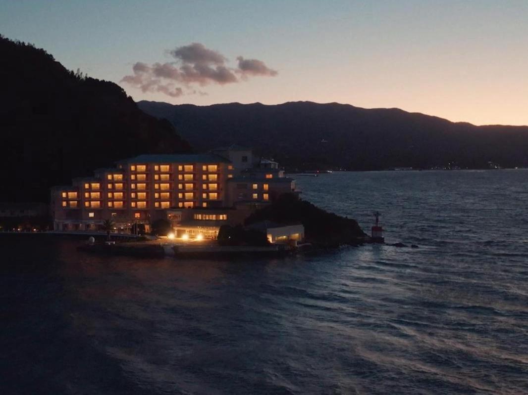 Awashima Hotel Нумадзу Екстер'єр фото